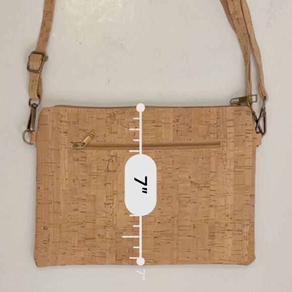 Corkadia Mio Criss-Cross Cork Clutch Eco-Friendly NWOT Diamonds - Picture 6 of 8